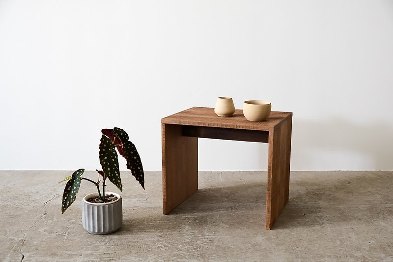 Mudao Furniture BOKTO || Ancient Wood || Retro Side Table Coffee Table Display Stand - โต๊ะอาหาร - ไม้ 