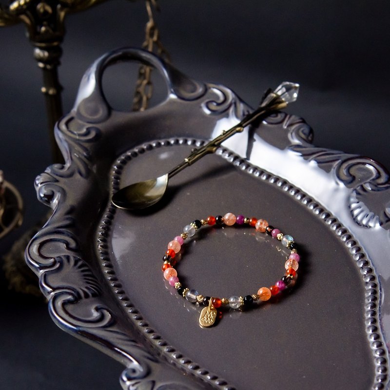 Old School Romance // C1214 Carnelian Stone Tourmaline Bracelet - Bracelets - Gemstone 