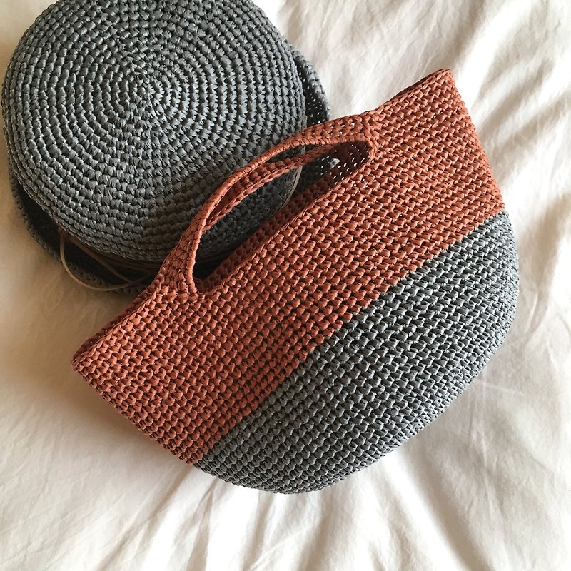 hm2. Lafite paper fiber woven bag. Brick gray - กระเป๋าถือ - กระดาษ สีแดง