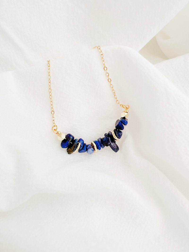 Deep starry sky lapis lazuli irregular natural bracelet - Bracelets - Crystal Blue