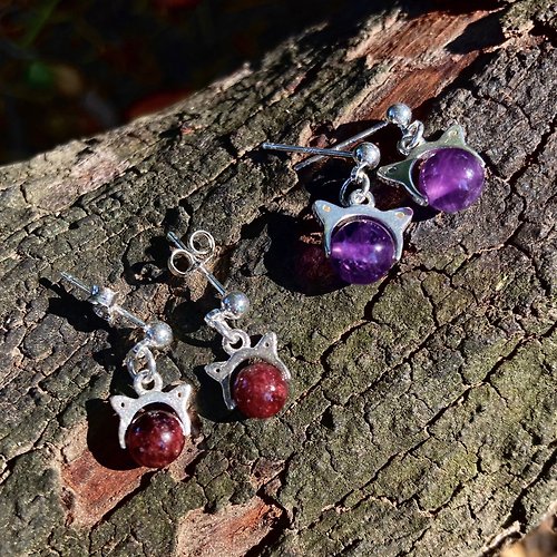 Pachamama 天然石飾品 石榴石、紫晶 925銀耳環 貓咪耳環