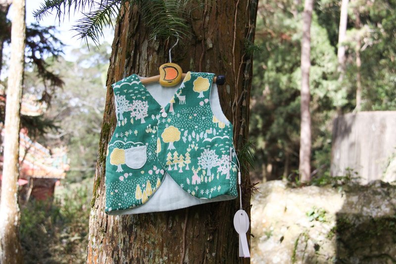 green forest. American cotton. reversible vest - Coats - Cotton & Hemp Green