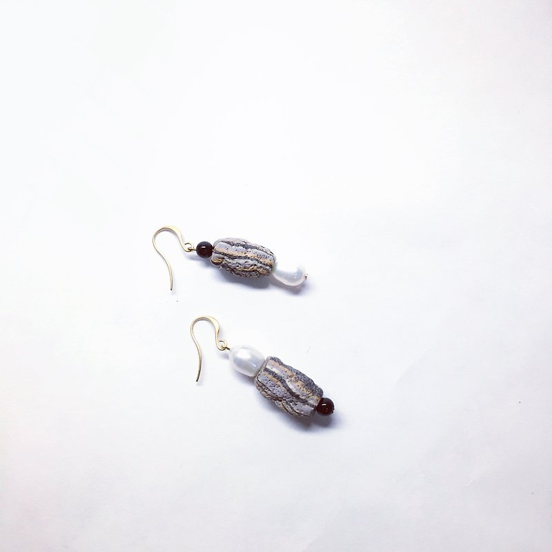 Stone pearl earrings - Earrings & Clip-ons - Gemstone Brown