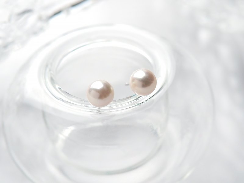 Rising Sun | Natural Japanese Akoya 7mm round pearl earrings/14K gold - Earrings & Clip-ons - Pearl White