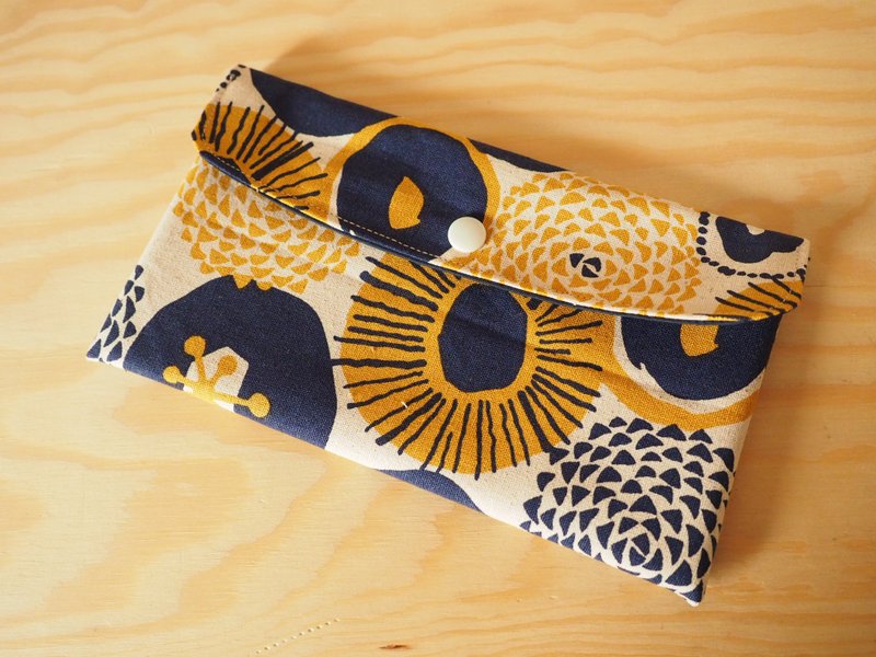 Handmade waterproof mask pouch - Toiletry Bags & Pouches - Cotton & Hemp Black