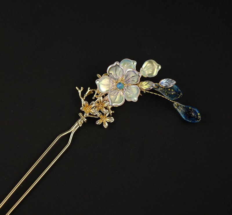 Handmade chinese style resin white hair stick flower hair sticks hair pin copper - เครื่องประดับผม - ทองแดงทองเหลือง สีทอง