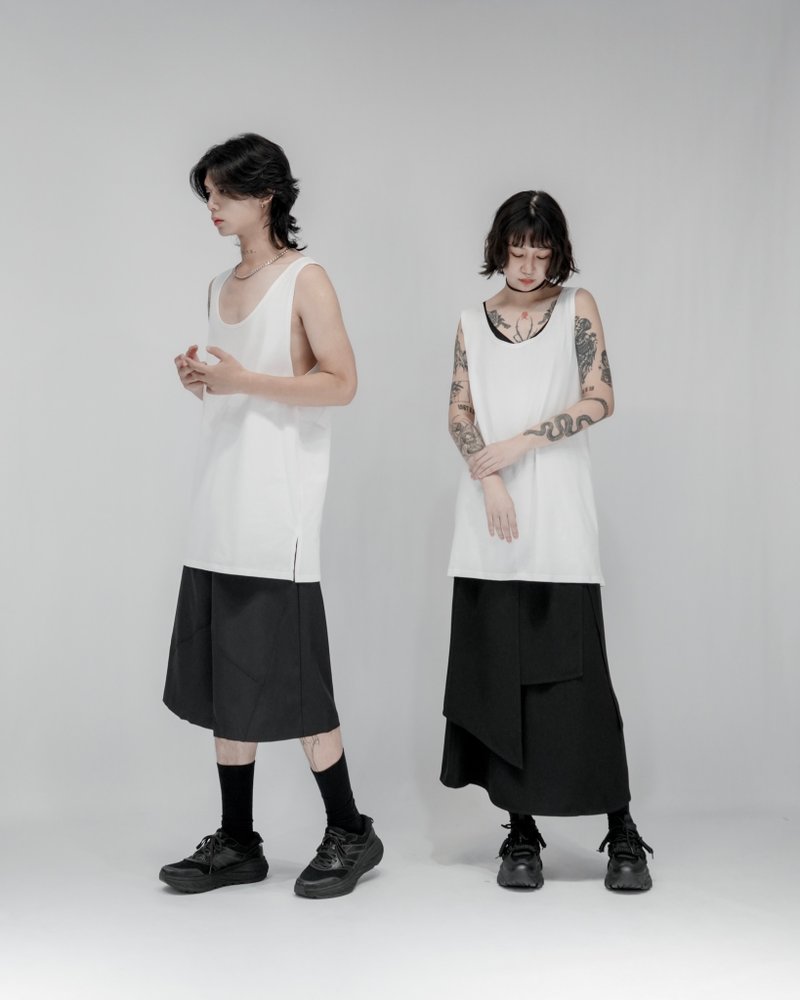 MUKK DESIGN 無痕親膚純棉開衩背心-白 83公分 - 背心/無袖上衣 - 聚酯纖維 白色