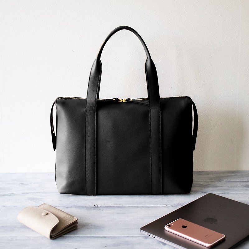 Italian genuine leather business tote bag - กระเป๋าถือ - หนังแท้ สีดำ