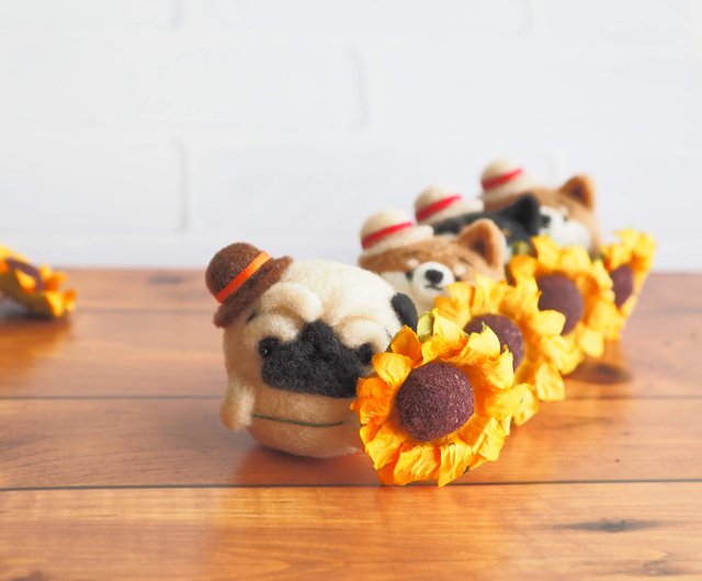 羊毛フェルト　ウエディングパグさん 5000円値引き パグ🐶 くまの着ぐるみ🧸 パグちゃん ハッピー