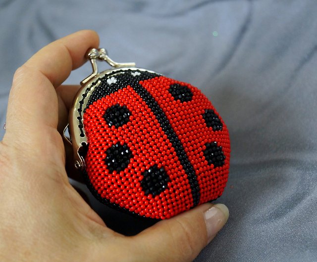 Small Beaded Coin Purse Black/Emerald/OP Red