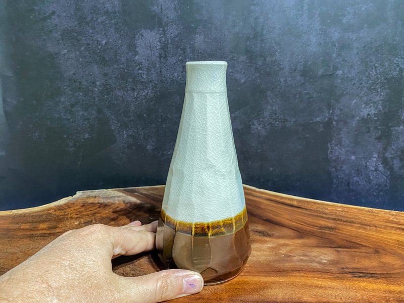 Vase - 花瓶/花器 - 陶 