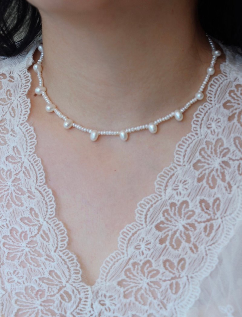 【Raindrop】Natural Freshwater Pearl Necklace - Necklaces - Pearl White