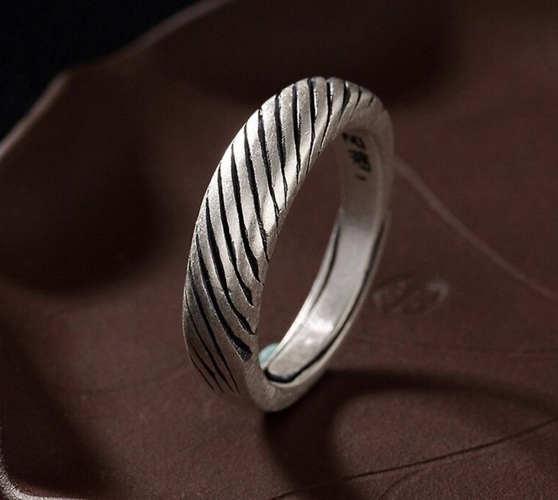 本物の990シルバーファインジュエリー女性レトロ手作り刻まれたストライプ指輪