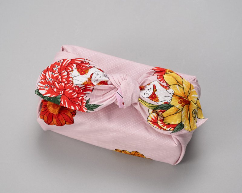 KASHIKO金澤九谷燒手工製風呂敷 – 百花招財貓 / 二巾 純棉 京都 - 絲巾 - 棉．麻 粉紅色