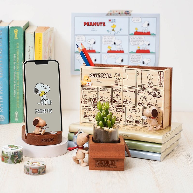 【Peanuts史努比】Snoopy 木製筆筒 / 手機座 / 盆器 (不含植物) - 裝飾/擺設  - 木頭 多色