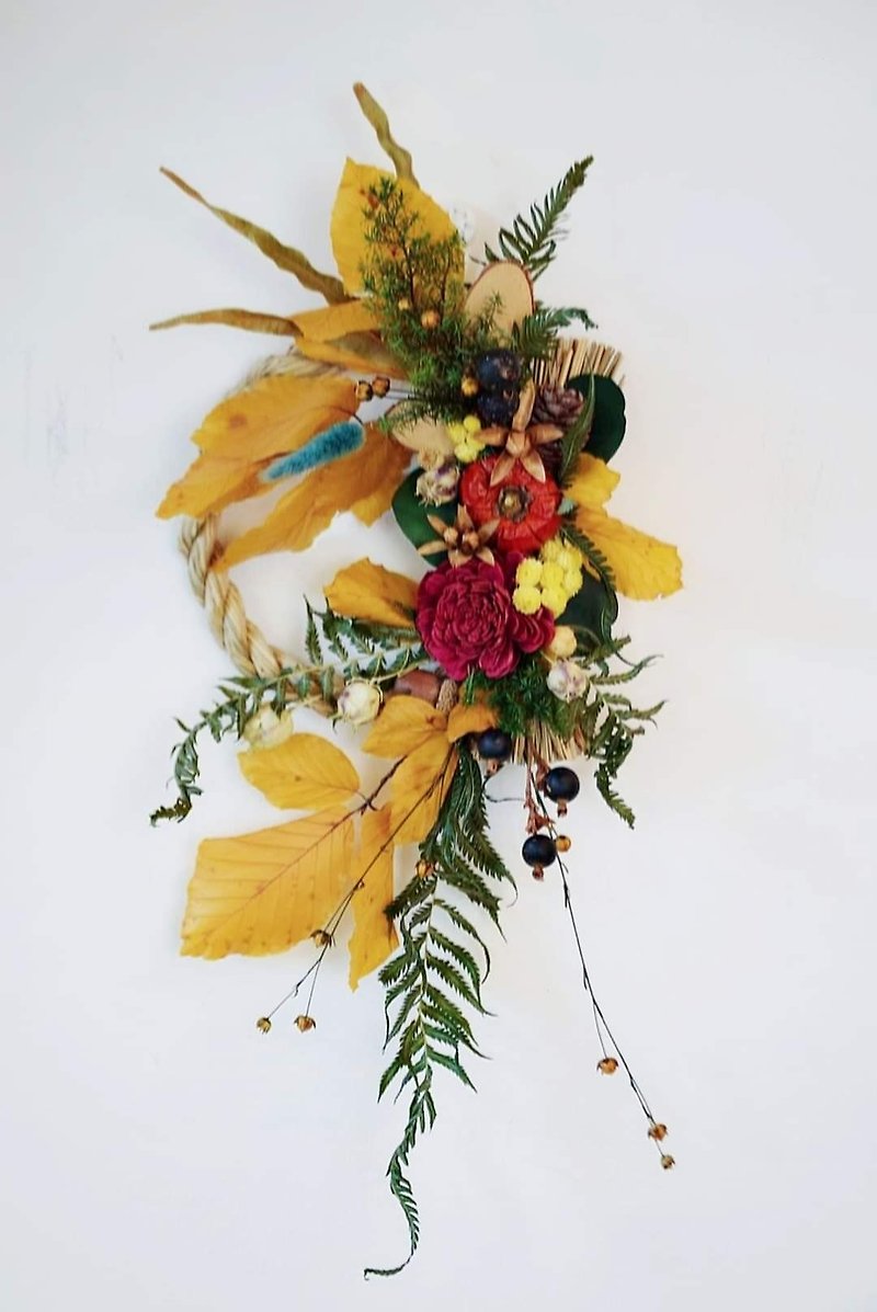 Immortal beech leaf prayer note with rope - Plants & Floral Arrangement - Plants & Flowers 