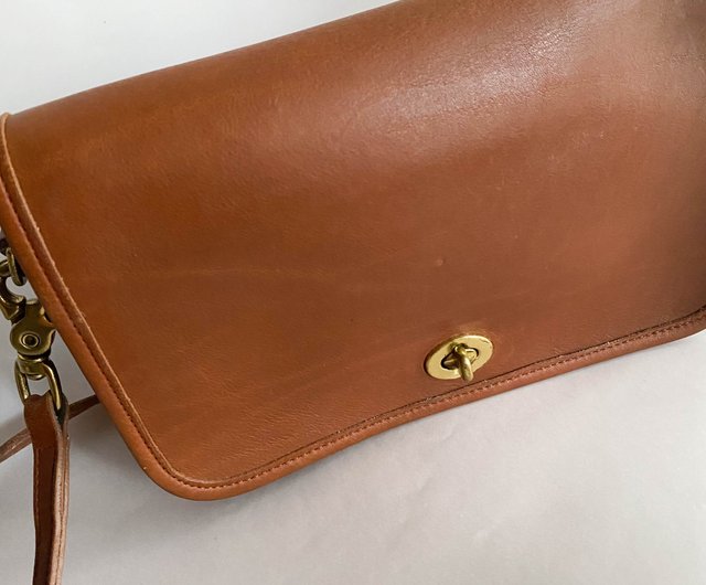 Coach penny store pocket purse