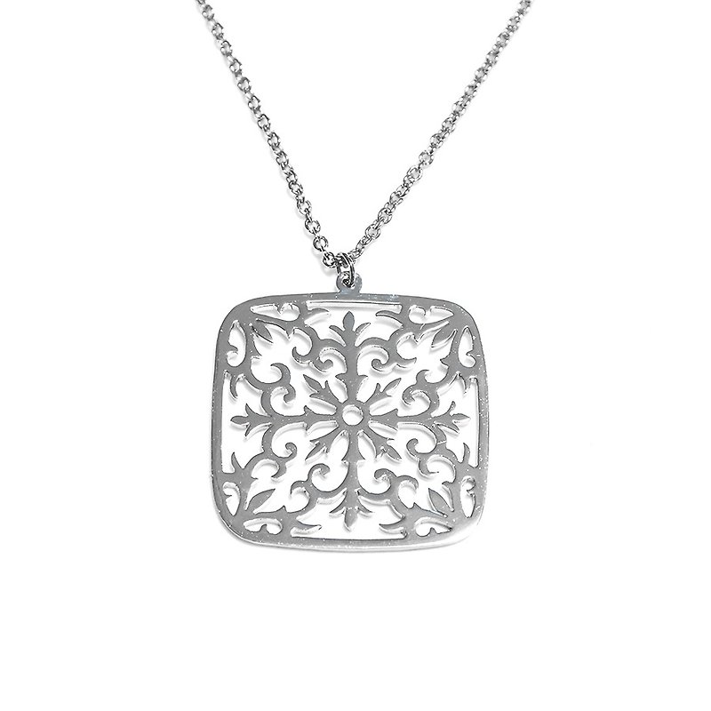 Decorative pattern in square shape pendant - Necklaces - Other Metals Silver