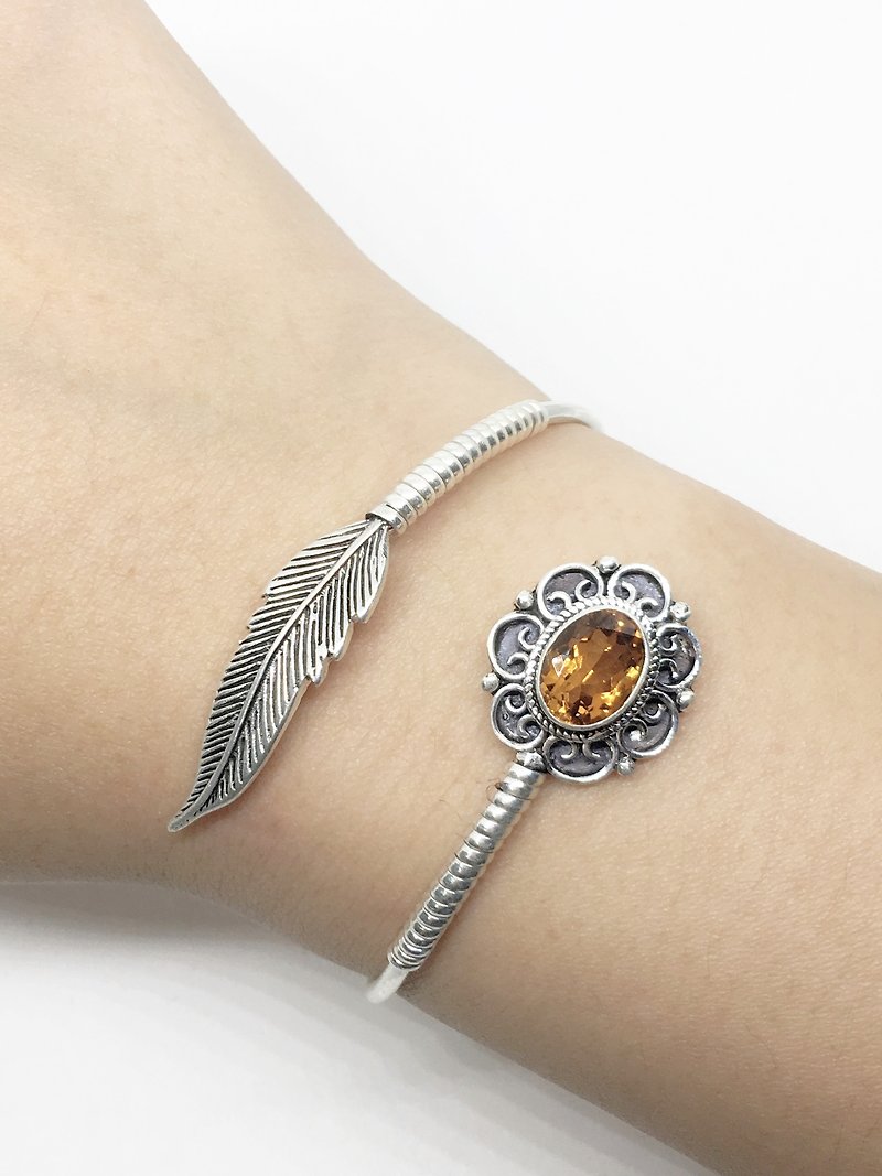黃托帕石925純銀花朵羽毛設計手環手鐲 尼泊爾手工鑲嵌製作 - 手鍊/手鐲 - 寶石 黃色