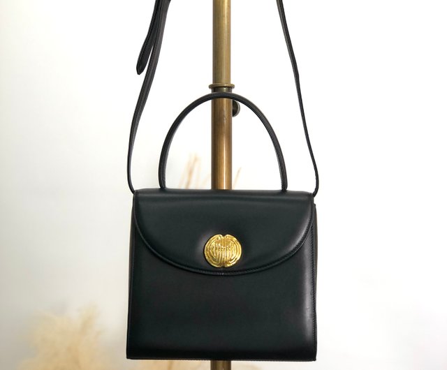 日本直送 名牌中古包 】GIVENCHY ジバンシィ ショルダーバッグ