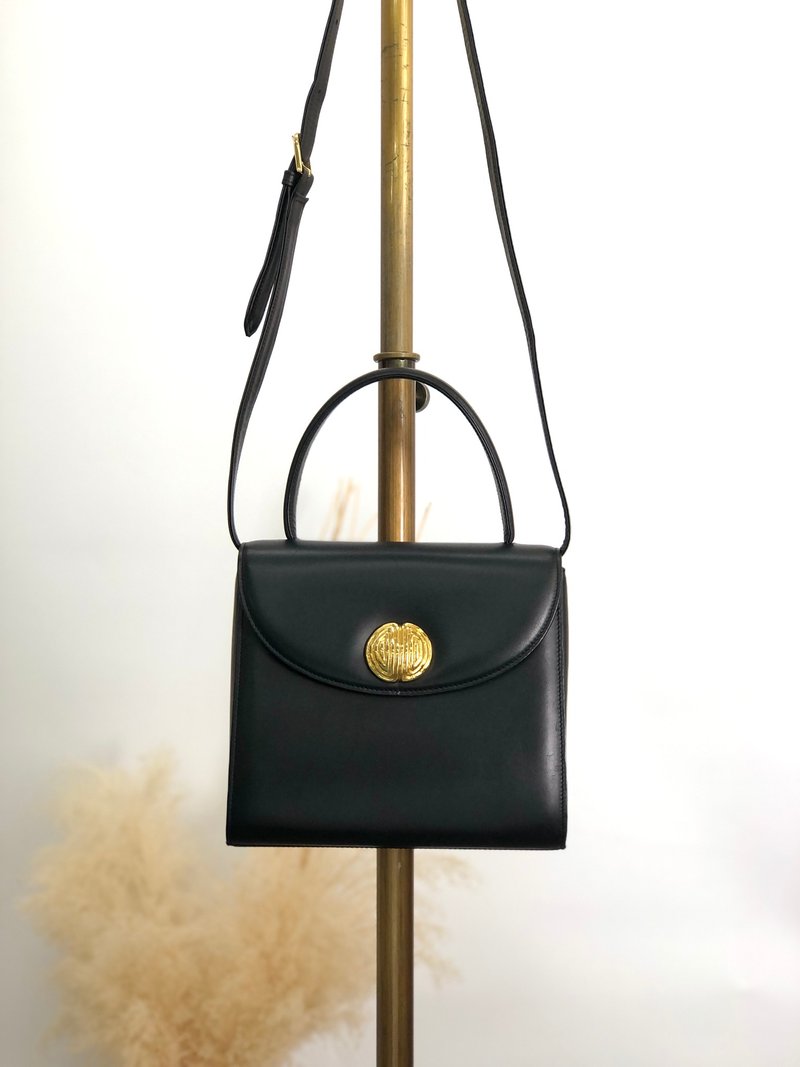 【 日本直送　名牌中古包 】GIVENCHY ジバンシィ ショルダーバッグ ブラック ロゴ レザー 2way vintage ヴィンテージ 8rzymr - 側背包/斜背包 - 真皮 黑色