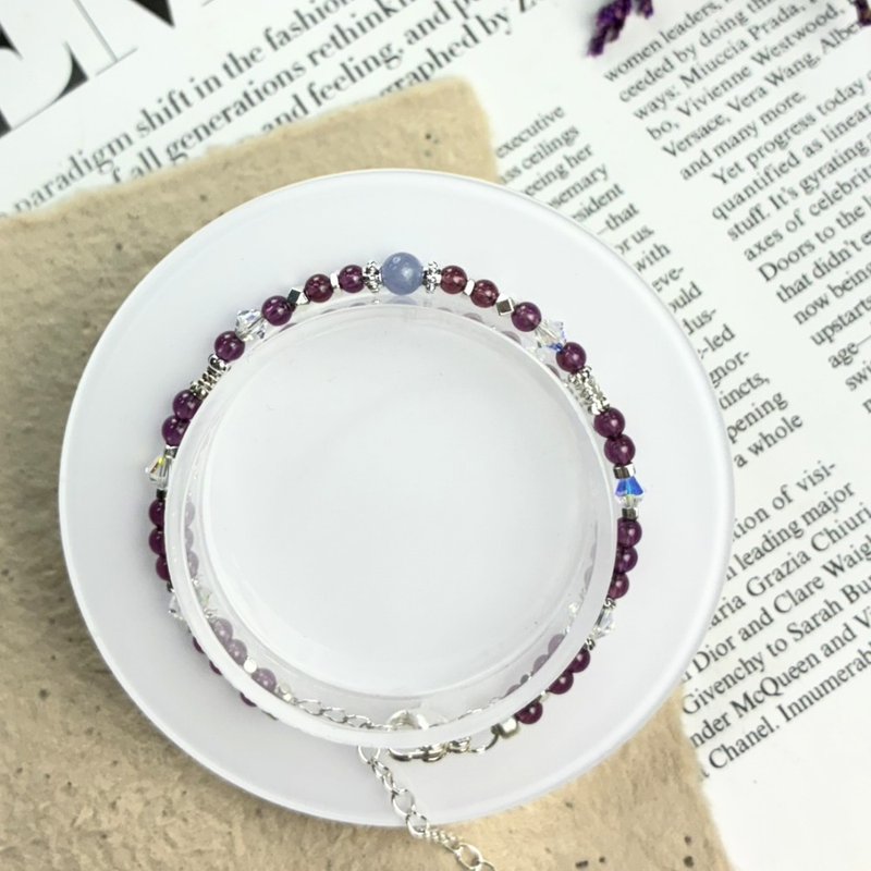 Original Design | Tanzanite Plum Blossom Natural Crystal Bracelet | Tanzanite, Rhodolite Garnet, SWAROVSKI - สร้อยข้อมือ - คริสตัล สีม่วง
