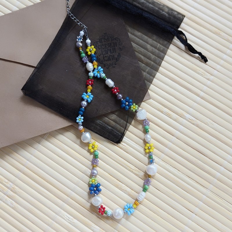 Multicolor Pearl flower beaded women necklace in bohemian style - Necklaces - Glass Multicolor