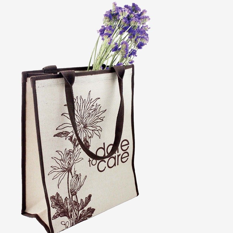 Chrysanthemum tote bag [Pote bottle recycled environmentally friendly fiber fabric] - กระเป๋าแมสเซนเจอร์ - ผ้าฝ้าย/ผ้าลินิน สีนำ้ตาล