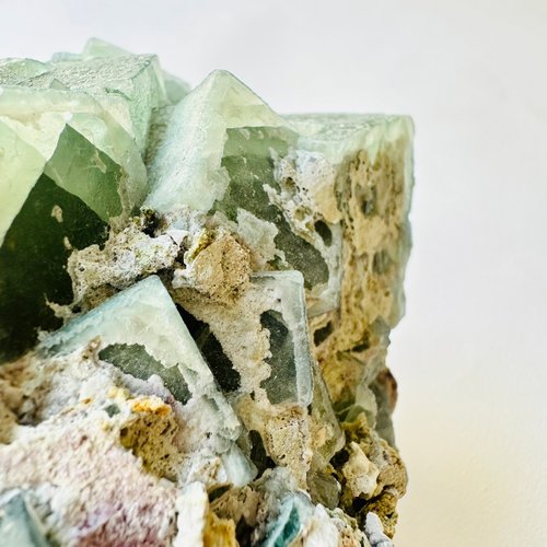 内モンゴルシルク石ライトグリーン12•天才石•知恵•クリスタル