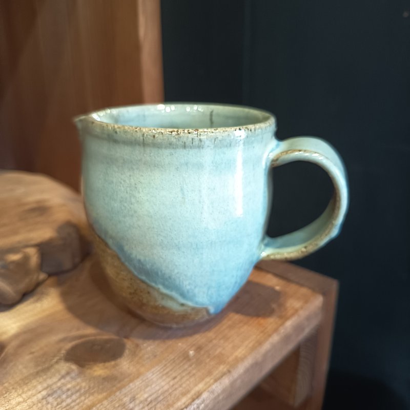 陶藝家陳炫亨手拉胚折口咖啡杯馬克杯公道杯鈞釉天青釉 - 咖啡杯/馬克杯 - 陶 多色