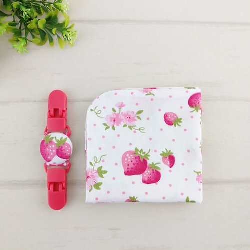 QQ rabbit 手工嬰幼兒精品 彌月禮盒 草莓花園。雙面純棉手帕 / 手帕夾 (可繡名字)