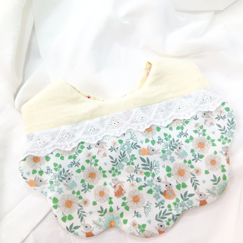 QQ rabbit 手工嬰幼兒精品 彌月禮盒 木槿花兔兔。不壓邊圍兜 (可繡名字)