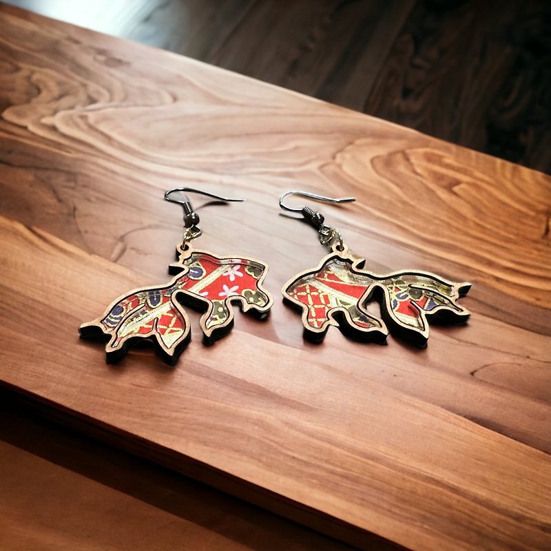 Japanese style goldfish - Earrings & Clip-ons - Wood Multicolor