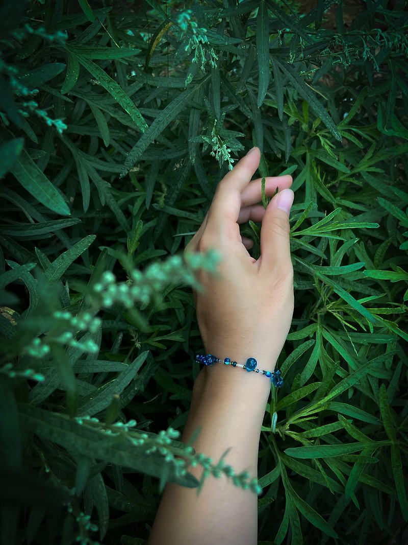 Gaia-Bracelet - สร้อยข้อมือ - แก้ว สีน้ำเงิน