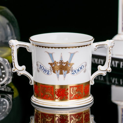擎上閣裝飾藝術 皇室尊享Royal Crown Derby威廉王子1982骨瓷生日馬克杯咖啡茶杯