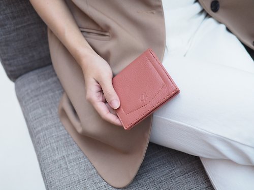 Charin Hannah (Coral) : Small leather short wallet, folded wallet, Mini wallet
