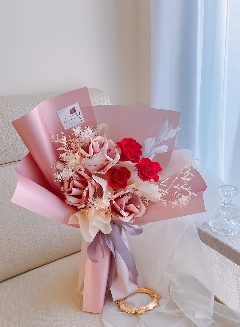 Red pink everlasting rose banknote bouquet (100 banknotes, please remit money separately) If you have money, spend real banknotes as gifts - ช่อดอกไม้แห้ง - พืช/ดอกไม้ สึชมพู