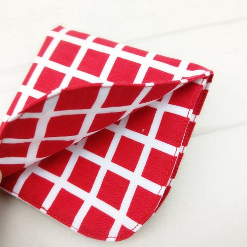 QQ rabbit 手工嬰幼兒精品 彌月禮盒 紅色方格。雙面純棉手帕 (可繡名字)