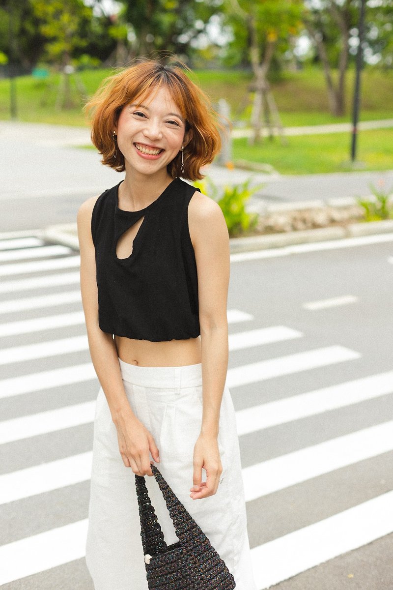 Meiko sleeveless shirt in black - Women's Tops - Linen Black