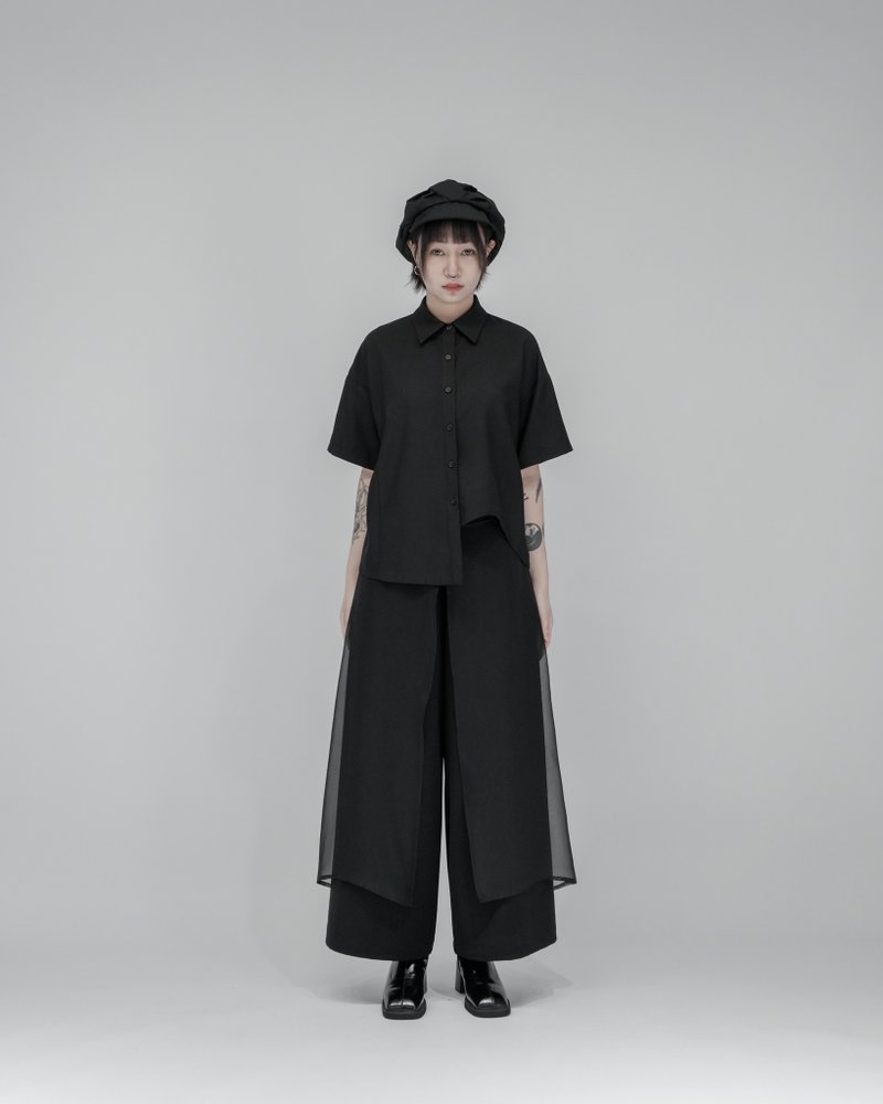 MUKK DESIGN 流線剪裁襯襯衫 - 女襯衫 - 聚酯纖維 黑色