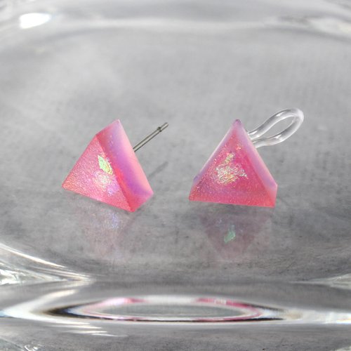 顏奇藥局 樹脂耳環 / 流光紫紅 - 單隻 / 三角形 / 10 mm