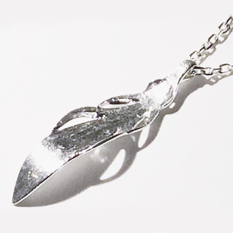 Feather necklace SV925 plate【Pio by Parakee】羽的項鍊 - Necklaces - Other Metals Silver