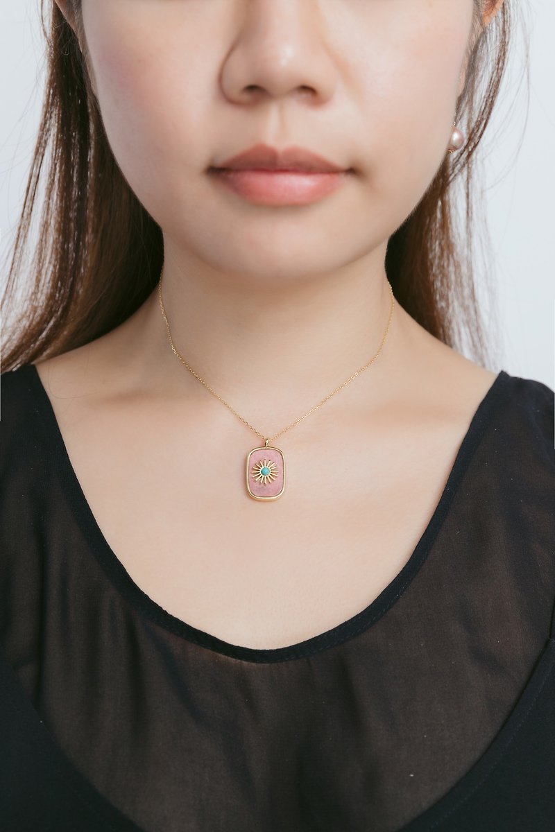 Sole del amore love their sun turquoise necklace - Rose Red Inca Stone pattern - สร้อยคอ - เครื่องเพชรพลอย 