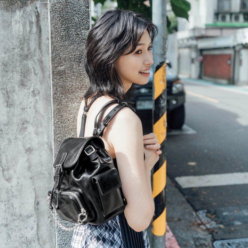 【新品上架】Haari皮革背包 - 黑色 女裝真皮雙肩包 - 後背包/背包/書包 - 真皮 黑色