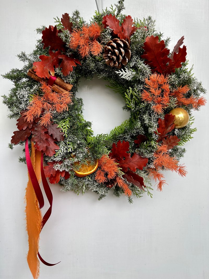 Orange-red everlasting beech leaf Christmas wreath-30 cm - ช่อดอกไม้แห้ง - พืช/ดอกไม้ สีแดง