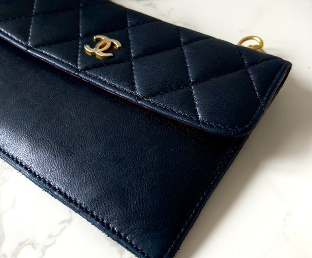 Vintage discount chanel wallet