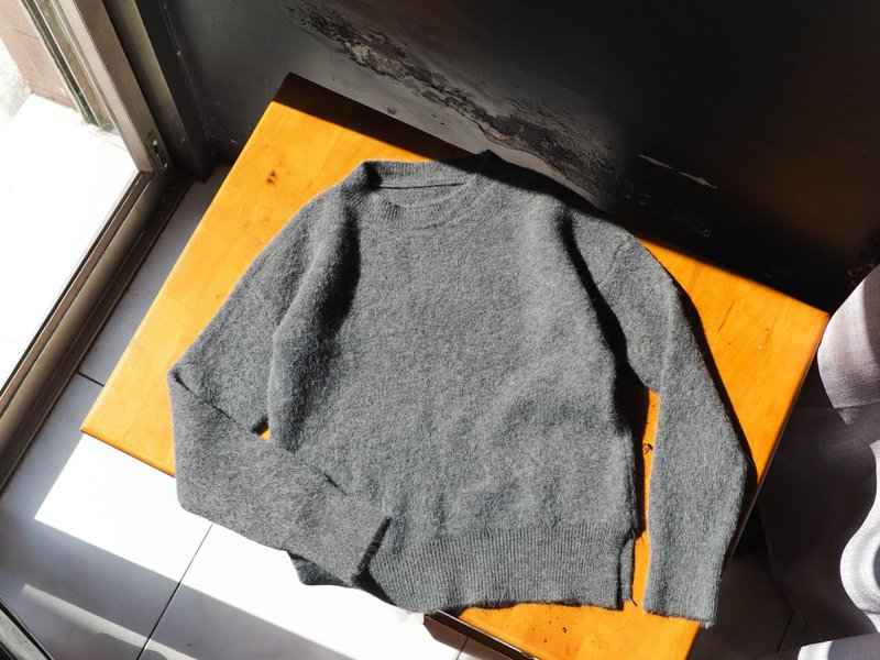 深深灰綠澎澎軟絨冬季浪漫戀愛 古董古著毛衣毛衫 sweater - 女毛衣/針織衫 - 聚酯纖維 灰色