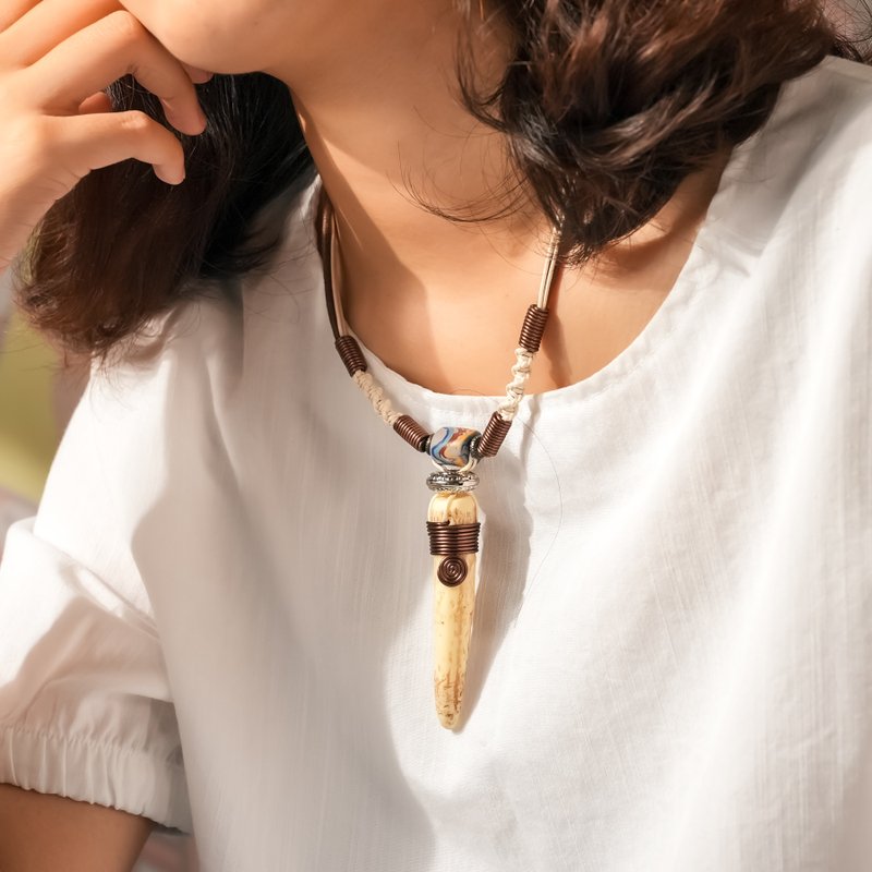 [Original Fengyi Station] Colorful Silk Antler Necklace | Impression of Aboriginal Traditional Clothing in Taiwan - Necklaces - Other Materials 