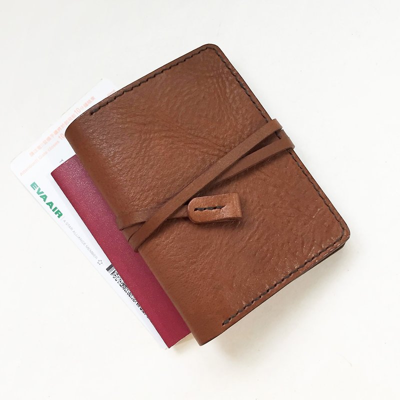 艾曼紐 皮革護照夾 秋栗色 - 護照夾/護照套 - 真皮 咖啡色