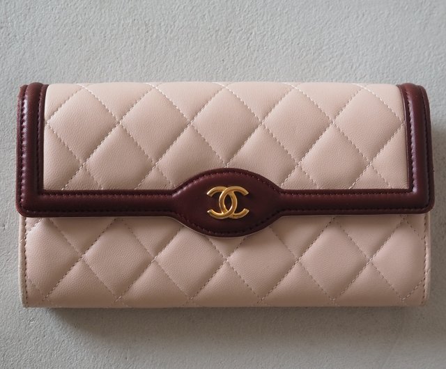 美品✨ シャネル 長財布 エナメル シルバー金具 ボルドー 17番台 美品✨ シャネル 長財布 エナメル シルバー金具 ボルドー 17番台